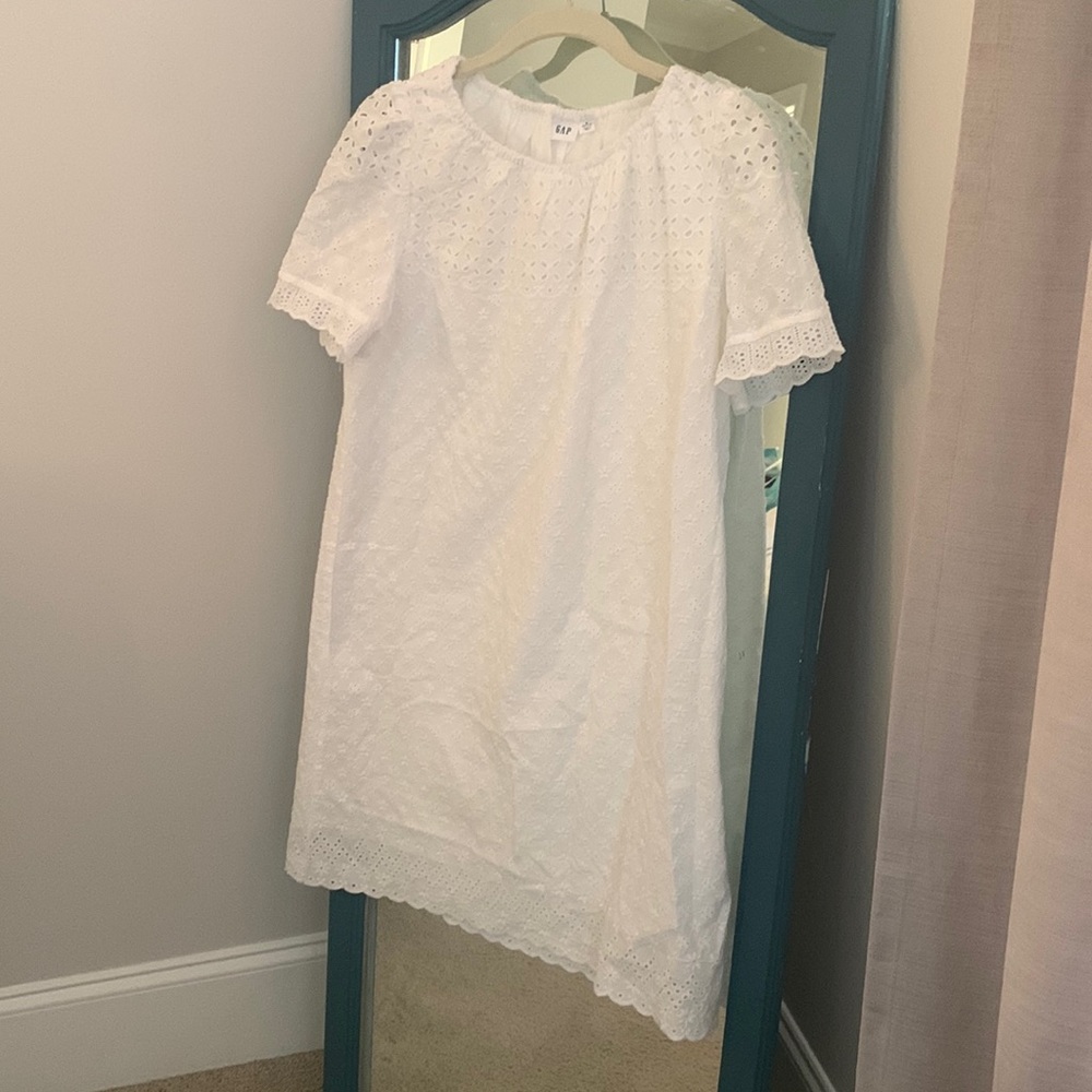 White eyelet gap dress small petite